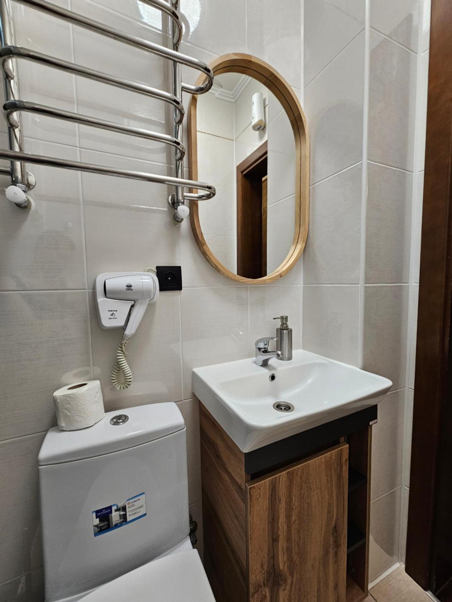 Petropavlivska Apartment Тиха Вуличка В Центрі Старого Міста Kamjanez-Podilskyj Exterior foto